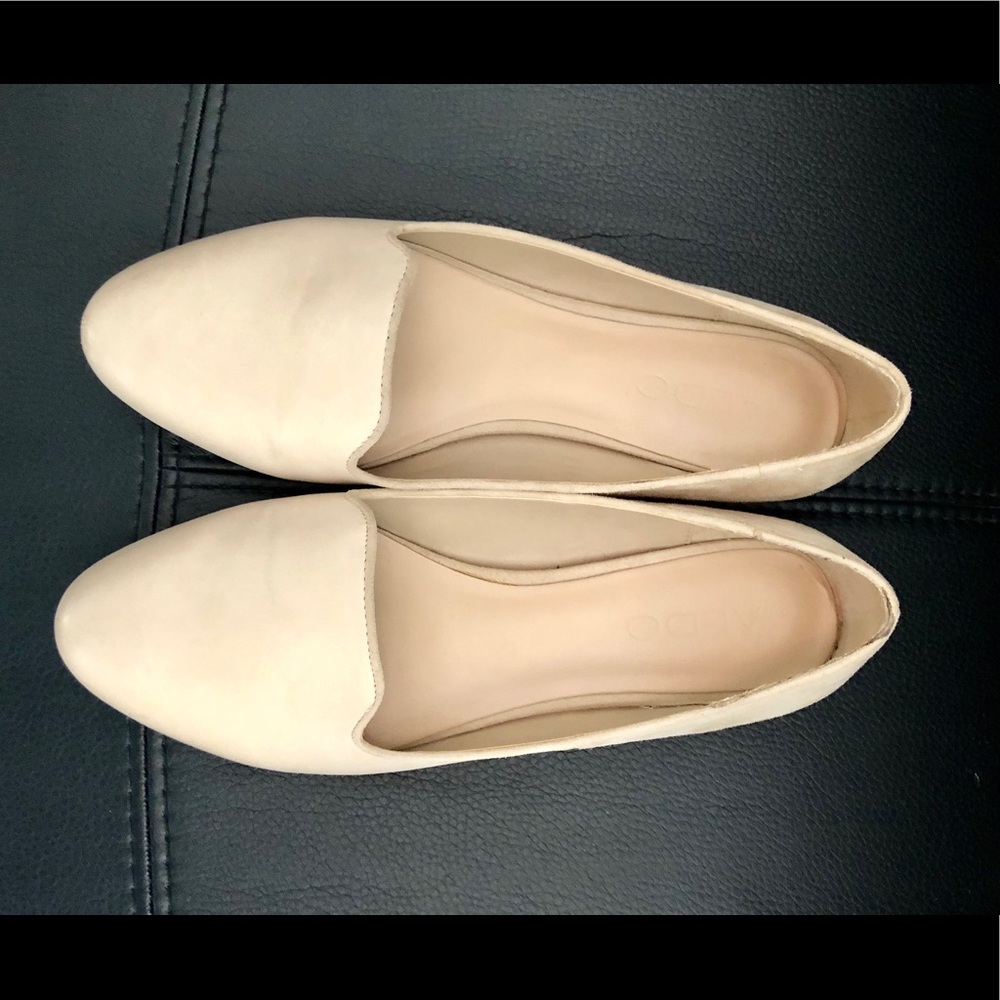 Creamy beige Aldo loafers